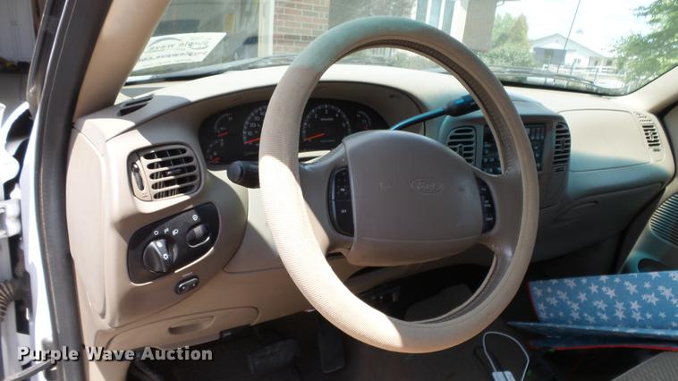 image for item DE7191 2002 Ford F150 SuperCrew pickup truck