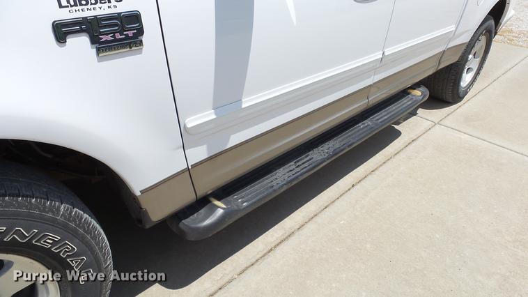 image for item DE7191 2002 Ford F150 SuperCrew pickup truck