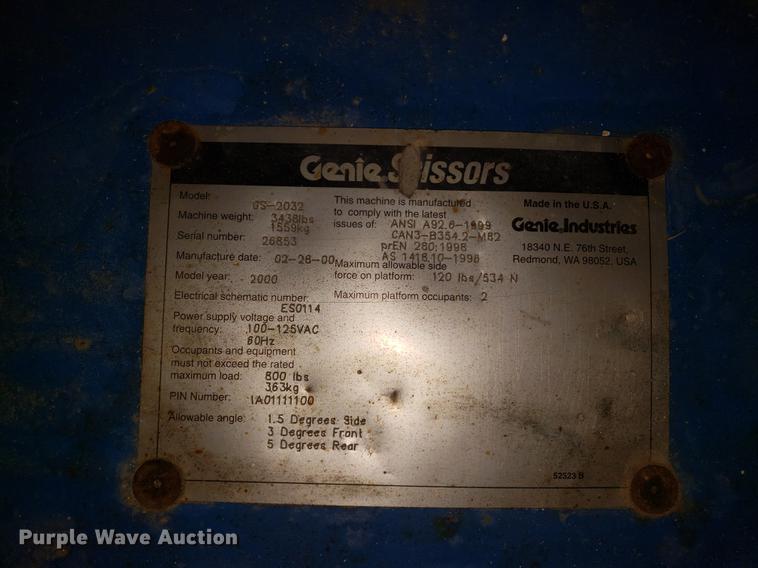 image for item DF3252 2000 Genie GS-2032 scissor lift