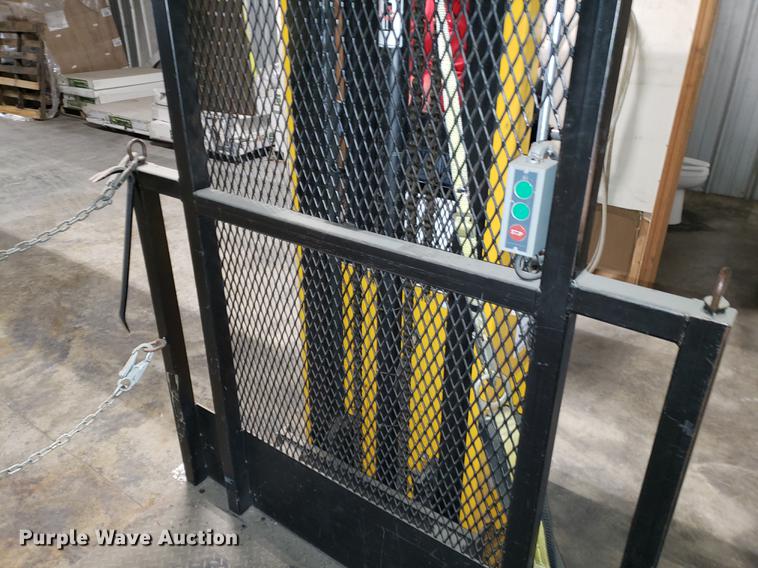 image for item DF3253 Big Joe PDBB-20-T12 man lift