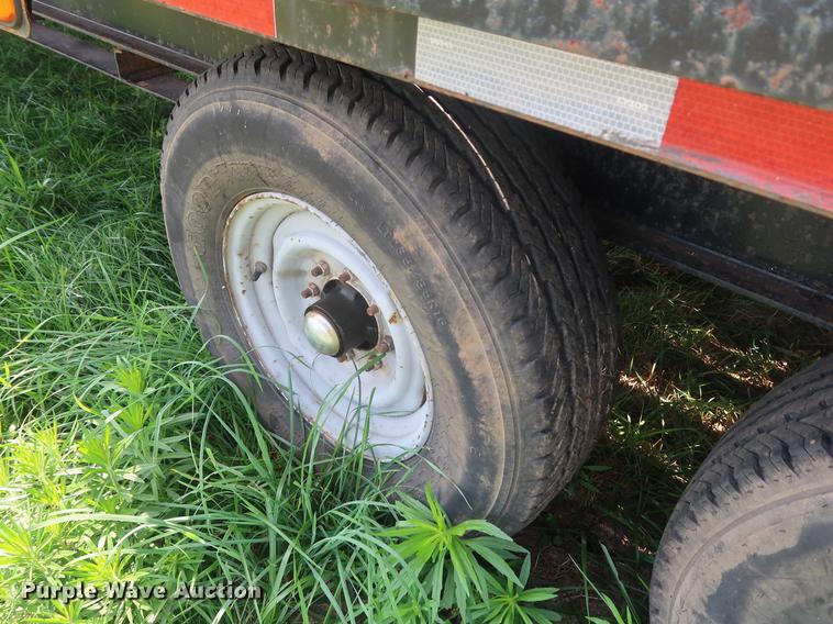 image for item DF3255 2006 Progressive flatbed trailer with office