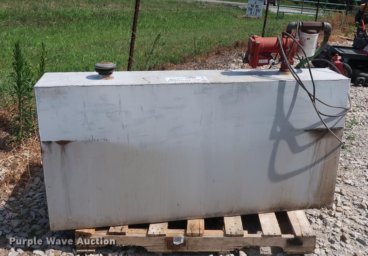 image for item DF3261 L-shaped fuel tank