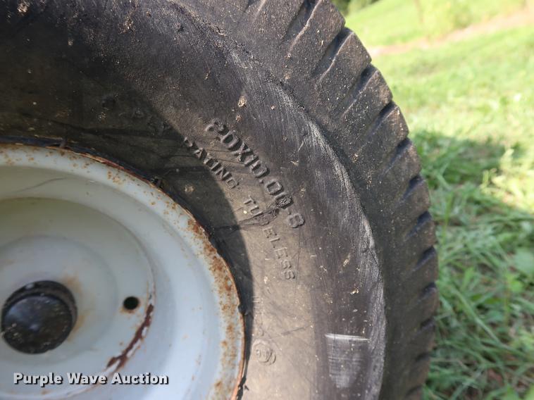 image for item DF3263 Husqvarna YTH180 lawn mower