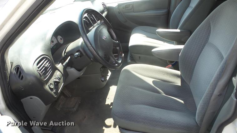 image for item DF4280 2006 Dodge Grand Caravan van