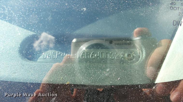 image for item DF4280 2006 Dodge Grand Caravan van