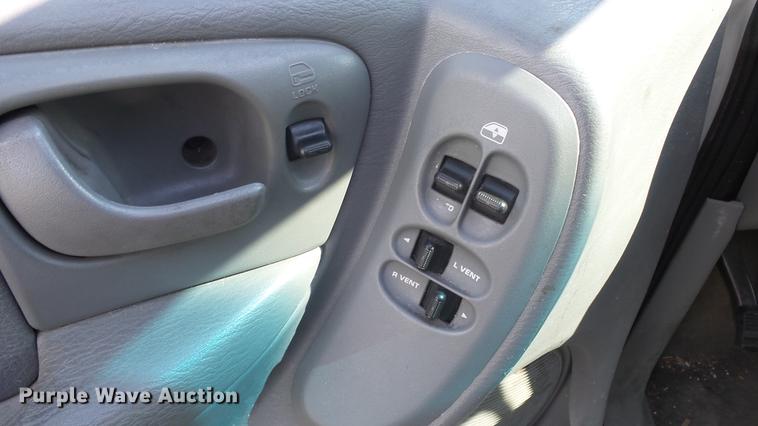 image for item DF4280 2006 Dodge Grand Caravan van