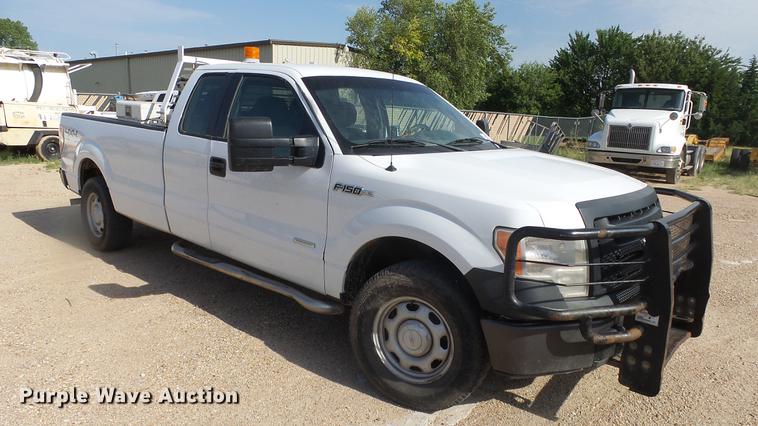 image for item DF4300 2012 Ford F150 Ext. Cab pickup truck