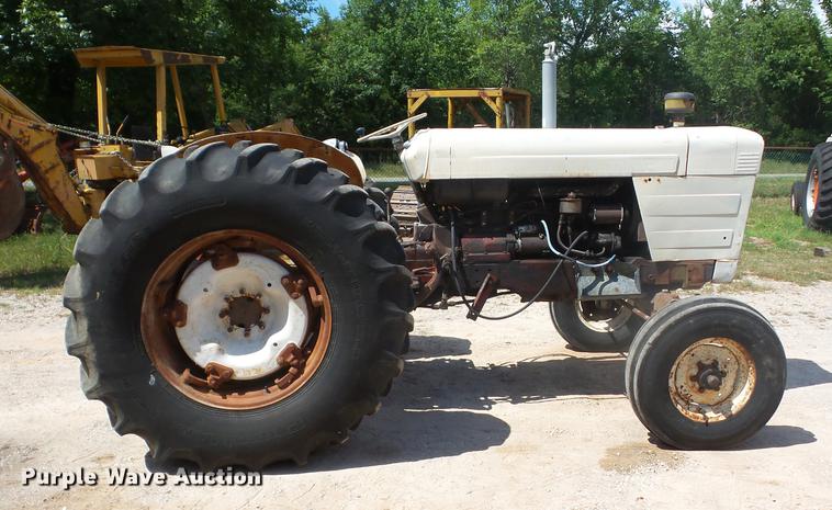 image for item DT9414 David Brown 1200 tractor