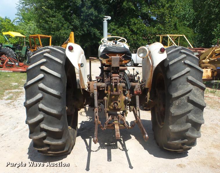 image for item DT9414 David Brown 1200 tractor