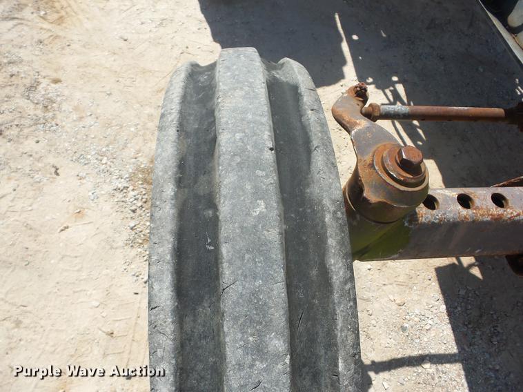 image for item DT9414 David Brown 1200 tractor