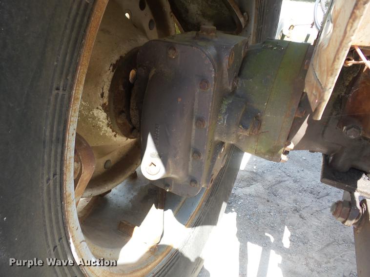 image for item DT9414 David Brown 1200 tractor