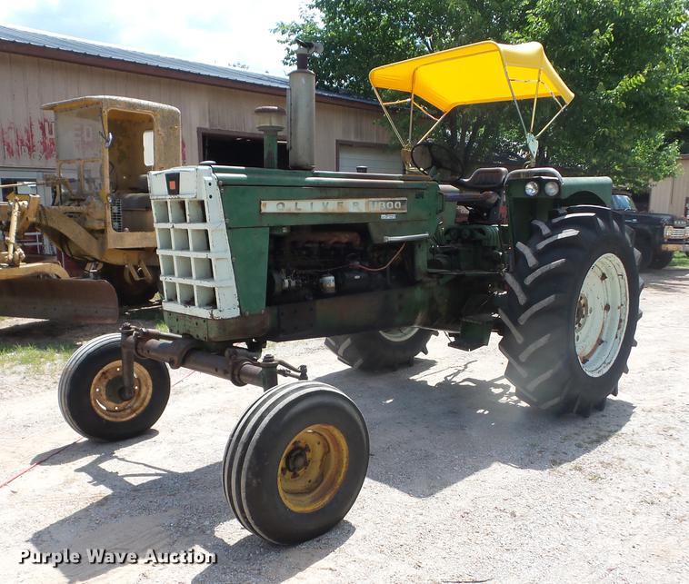 image for item DT9415 Oliver 1800 tractor