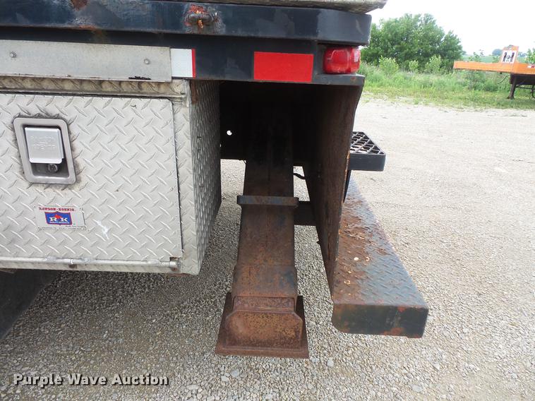 image for item DV9348 2000 Chevrolet C6500 utility truck