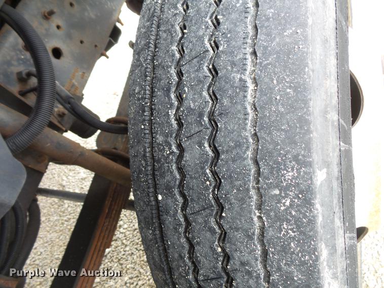 image for item DV9348 2000 Chevrolet C6500 utility truck