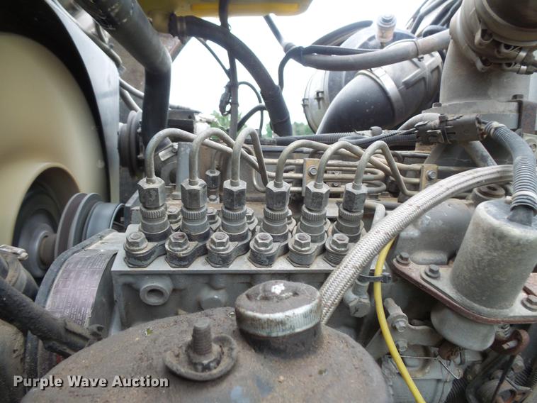 image for item DV9359 1993 Ford L8000 fertilizer truck