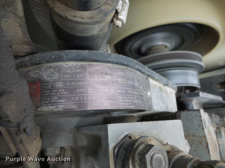 image for item DV9359 1993 Ford L8000 fertilizer truck