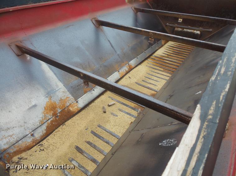 image for item DV9359 1993 Ford L8000 fertilizer truck