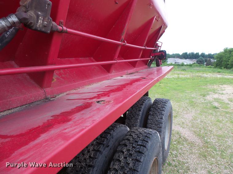 image for item DV9359 1993 Ford L8000 fertilizer truck