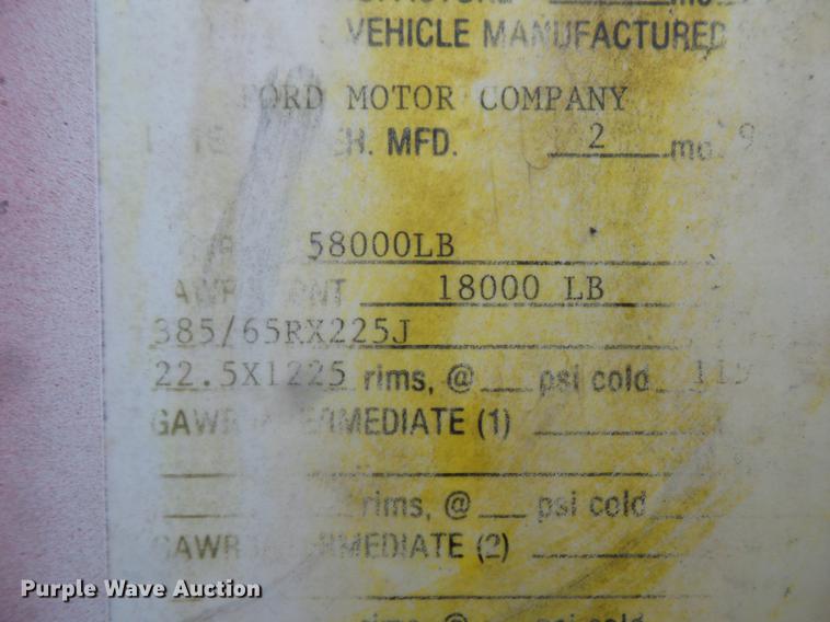 image for item DV9359 1993 Ford L8000 fertilizer truck