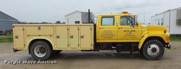 image for item DV9364 1998 Ford F700 Crew Cab utility truck