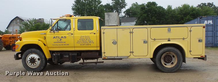 image for item DV9364 1998 Ford F700 Crew Cab utility truck