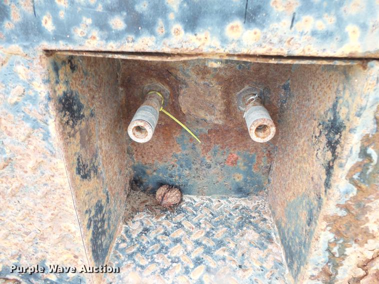 image for item DV9364 1998 Ford F700 Crew Cab utility truck