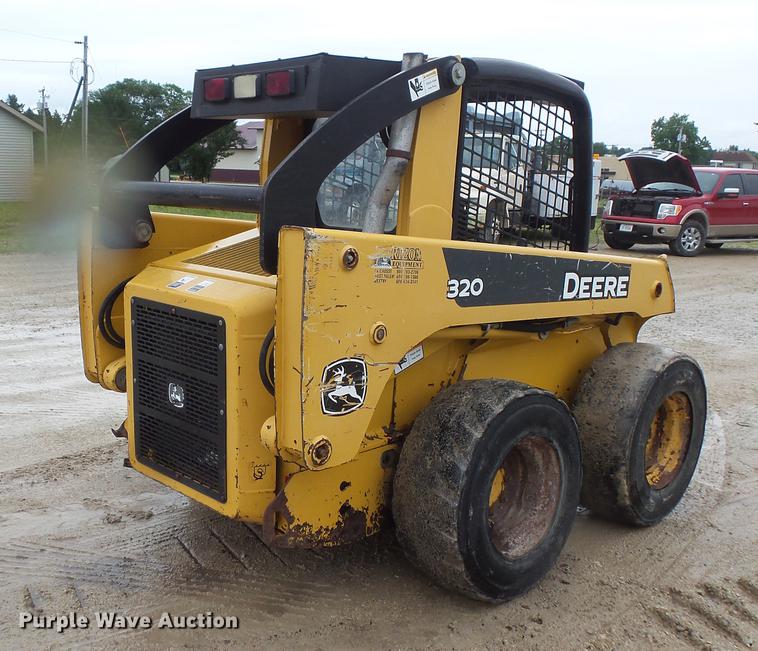 image for item DV9365 2007 John Deere 320 skid steer