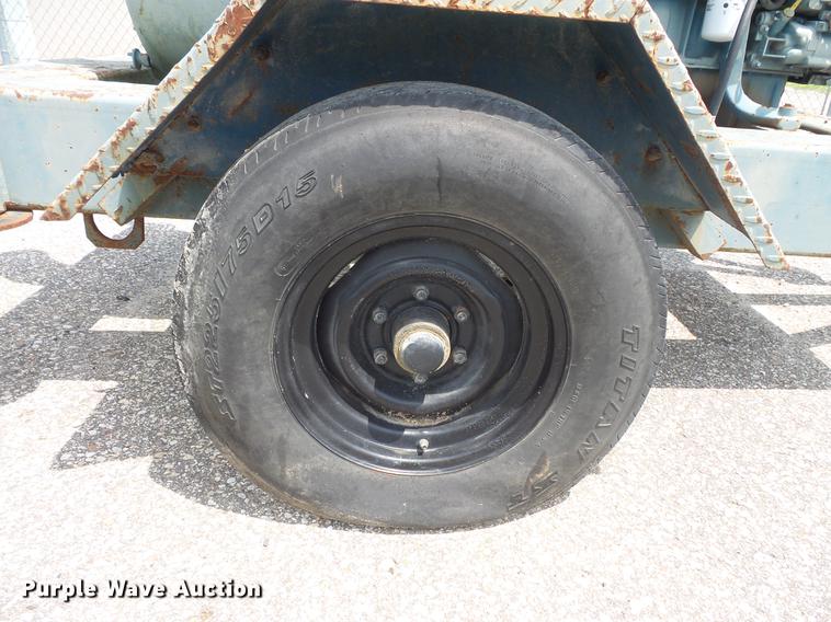 image for item DV9391 Water pump