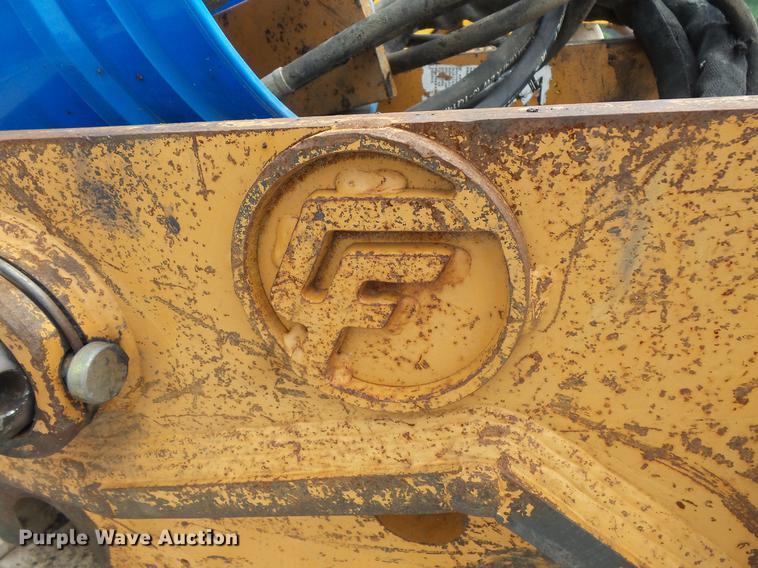 image for item DV9392 Hydraulic quick attach