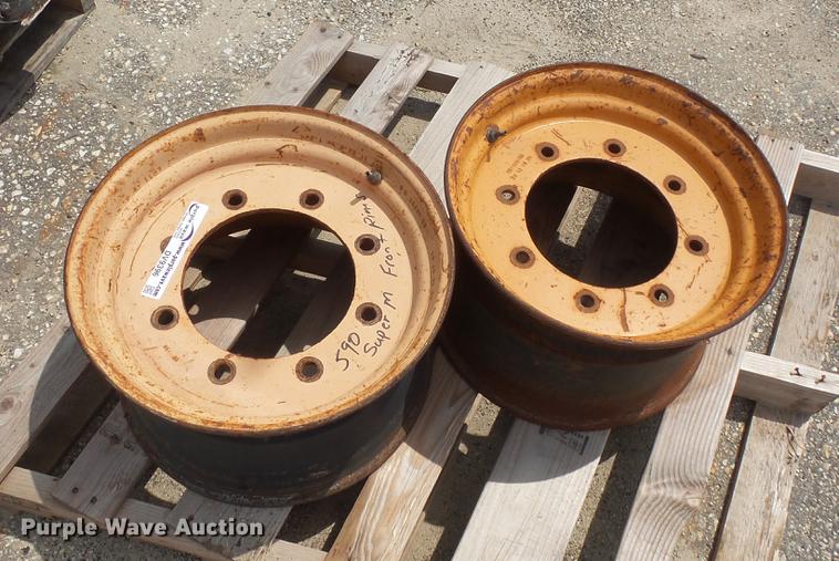 image for item DV9396 (2) Case Super M front wheels