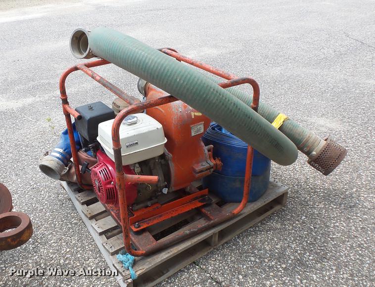 image for item DV9400 Multi Quip QT-40 water pump