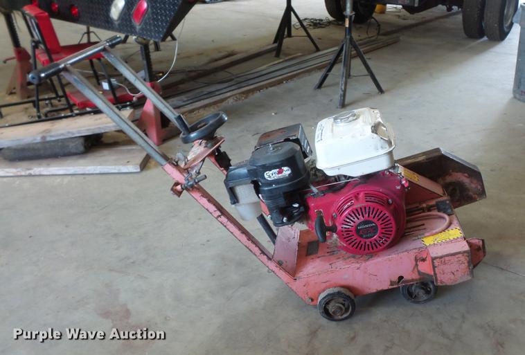 image for item DV9405 Concrete saw