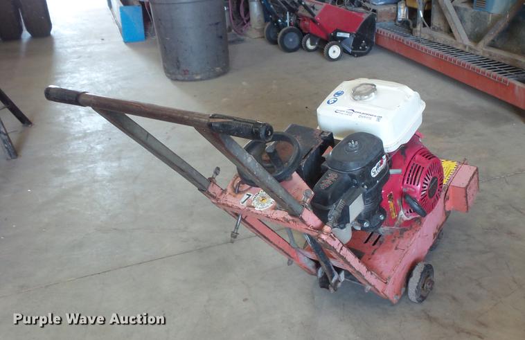 image for item DV9405 Concrete saw