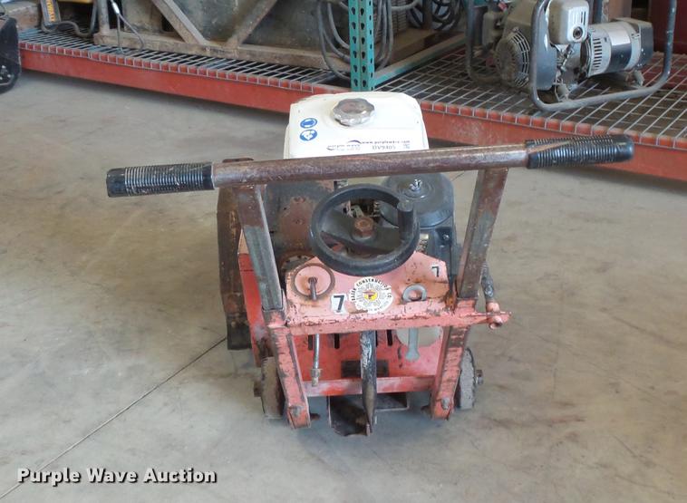 image for item DV9405 Concrete saw