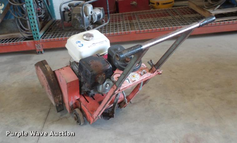 image for item DV9405 Concrete saw