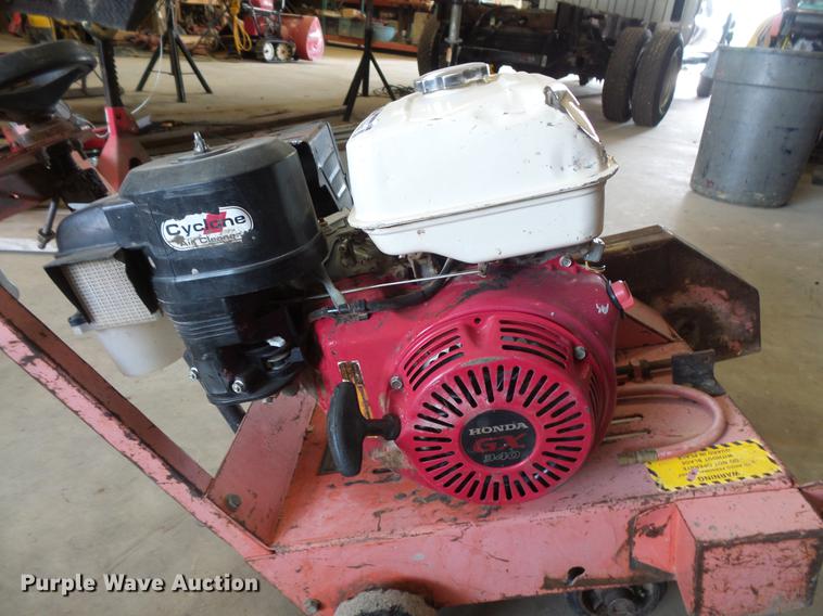 image for item DV9405 Concrete saw