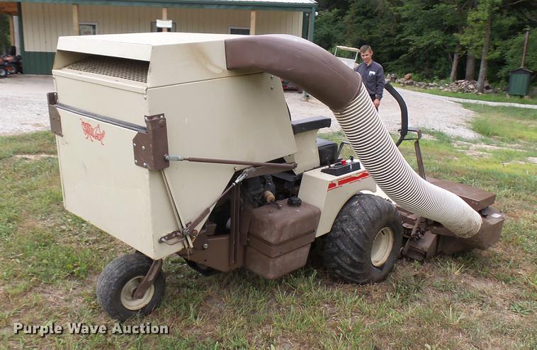 image for item DX9446 Grasshopper 618 ZTR lawn mower