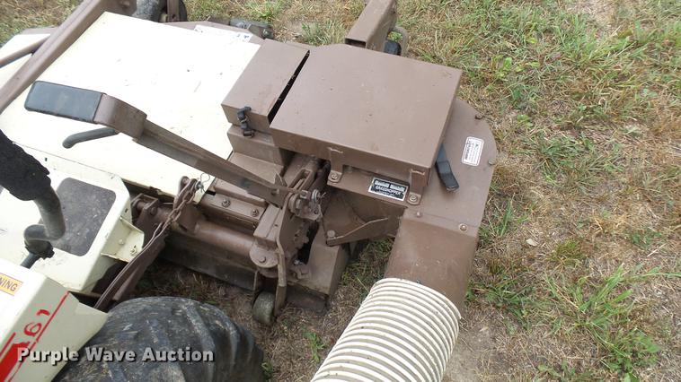 image for item DX9446 Grasshopper 618 ZTR lawn mower