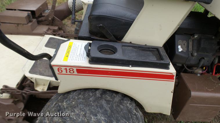 image for item DX9446 Grasshopper 618 ZTR lawn mower