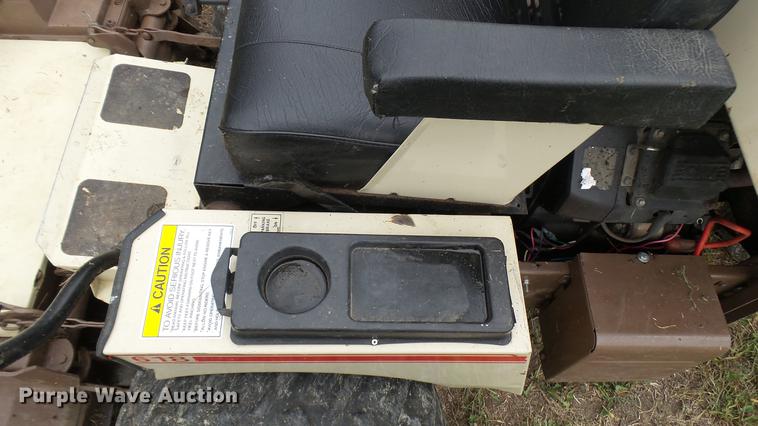 image for item DX9446 Grasshopper 618 ZTR lawn mower