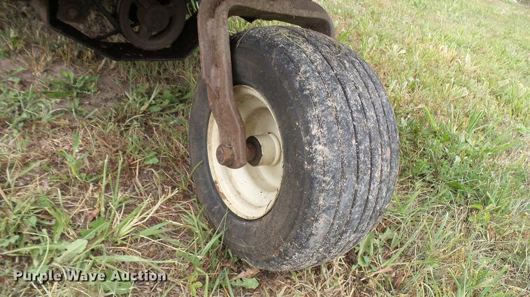 image for item DX9446 Grasshopper 618 ZTR lawn mower