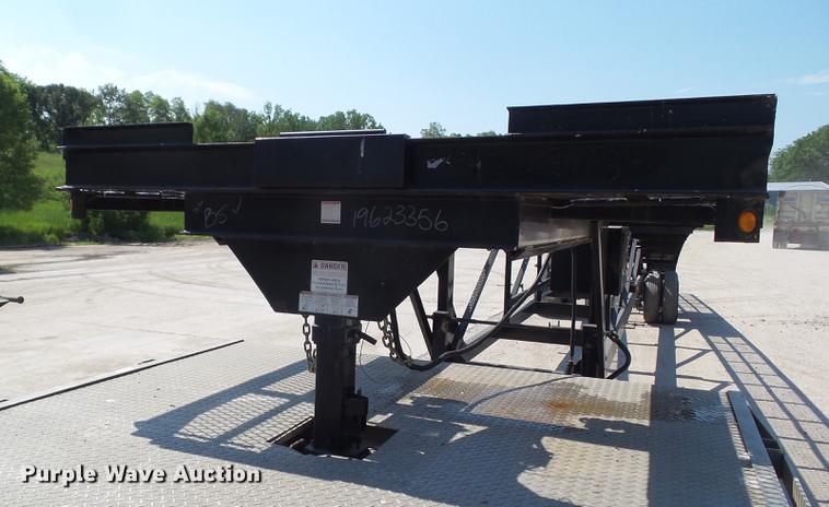 image for item DZ9346 2014 Kaufman W56 car carrier trailer