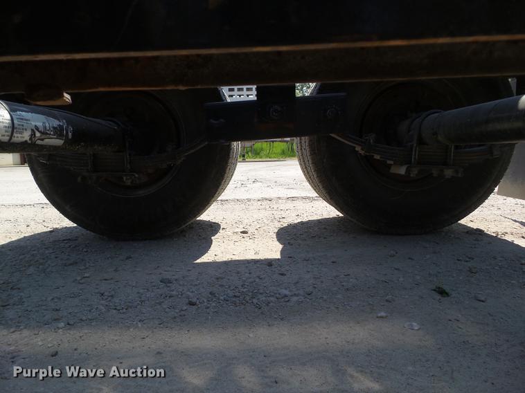 image for item DZ9346 2014 Kaufman W56 car carrier trailer