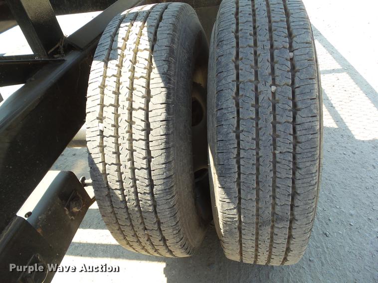 image for item DZ9346 2014 Kaufman W56 car carrier trailer