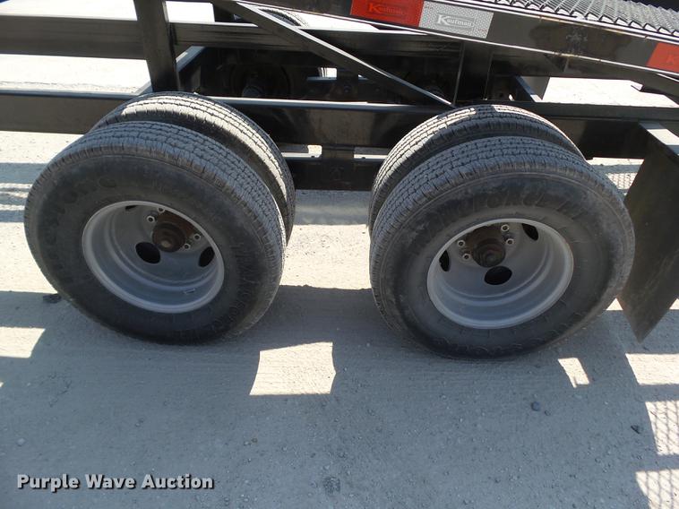 image for item DZ9346 2014 Kaufman W56 car carrier trailer