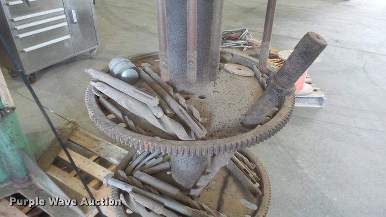 image for item EF9000 Walker-Turner drill press