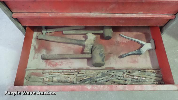 image for item EF9002 (5) toolboxes