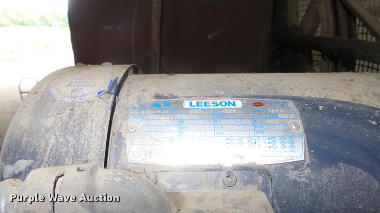 image for item EF9008 Hydraulic press