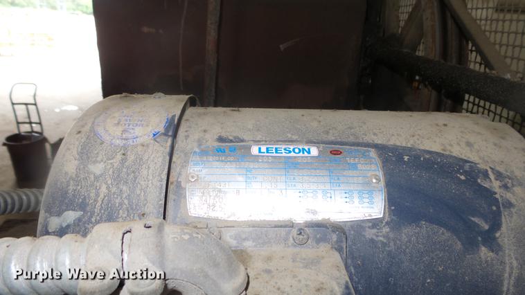 image for item EF9008 Hydraulic press