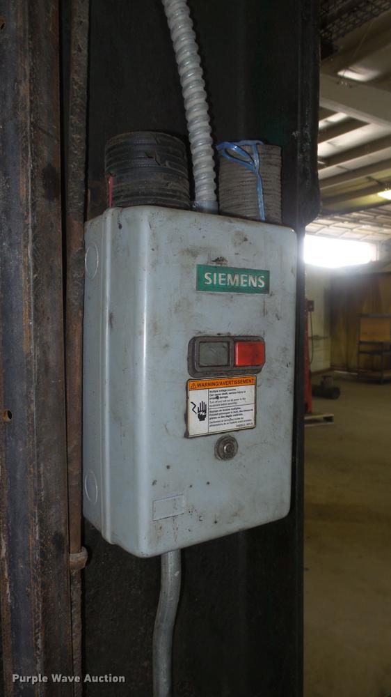 image for item EF9008 Hydraulic press